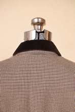 Load image into Gallery viewer, Brown Houndstooth Set with Velvet Trim By Moda Int&#39;l, M: Back of Collar
