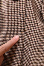 Load image into Gallery viewer, Brown Houndstooth Set with Velvet Trim By Moda Int&#39;l, M: Small Stain 
