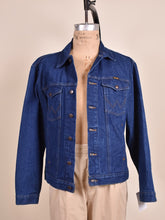 Load image into Gallery viewer,  Dark Wash Western Denim Jacket By Wrangler as shown from the front unbuttoned 
