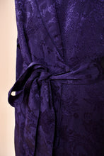 Load image into Gallery viewer, Heliotrope Deep Purple Damask Robe By Victoria&#39;s Secret, S: Tie Detail
